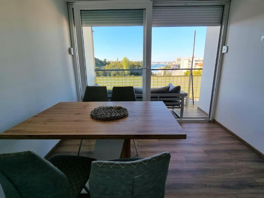 Апартаменты Sea View Balcony And Parking Задар Экстерьер фото
